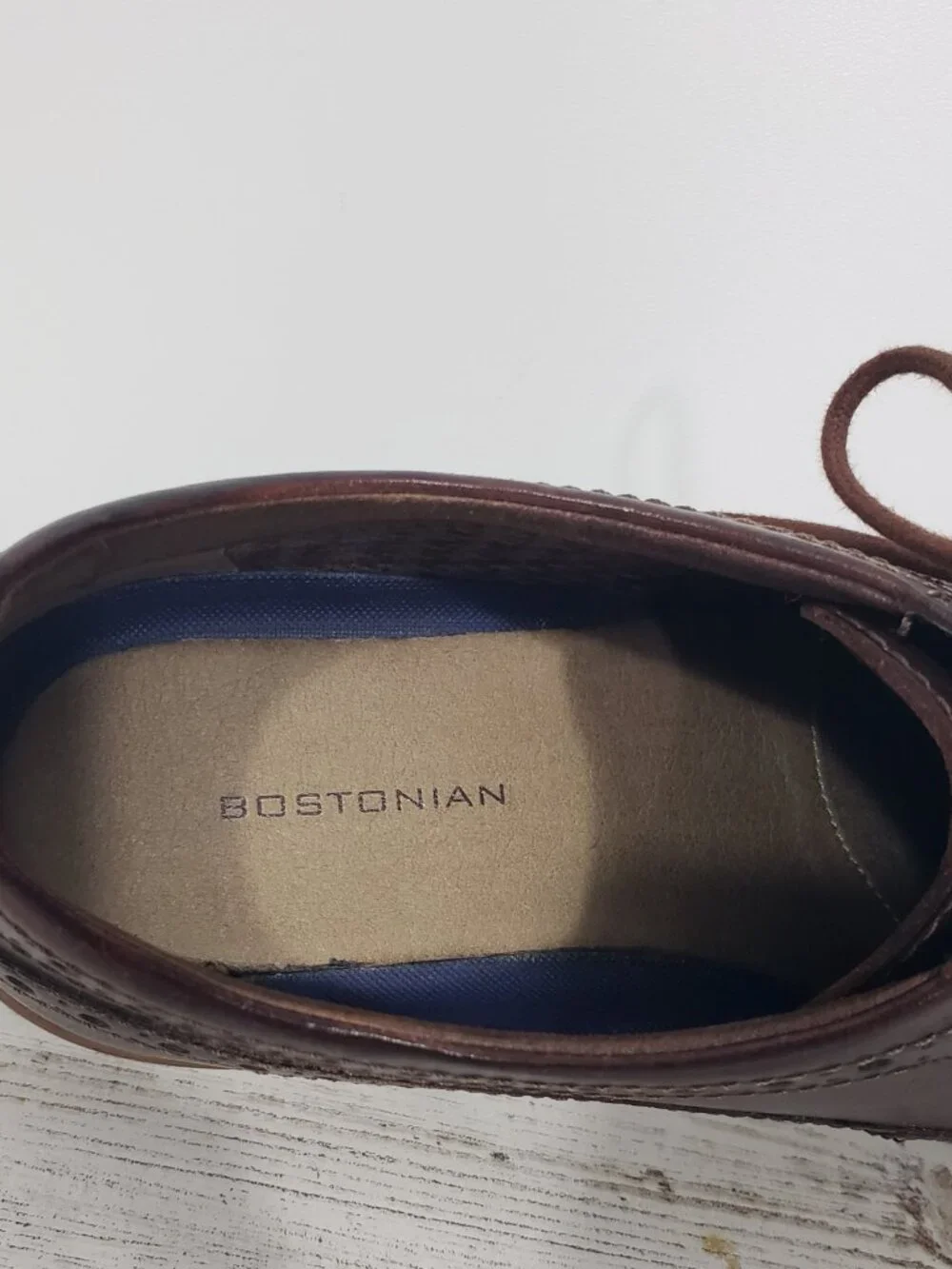 Bostonian crown windsor